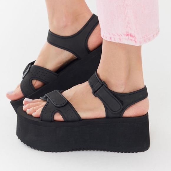 urban outfitters huarache